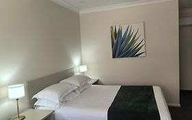 Lincoln Cottage Motor Inn